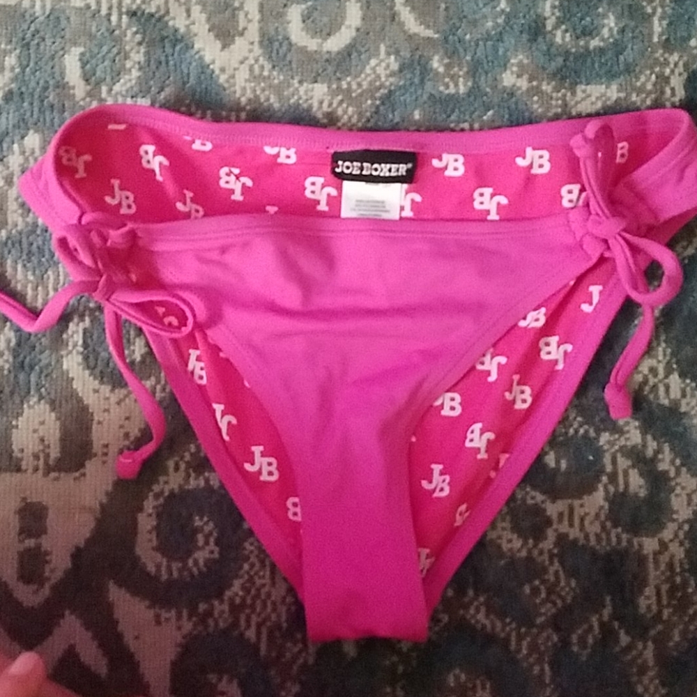 Bikini bottoms